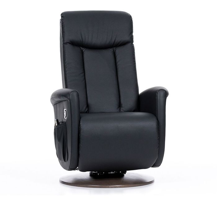 Ein schwarzer leder Sessel mit einer sehr großen Rückenlehne vor einem weißen Hintergrund. Der Sessel steht auf einer runden Basis.